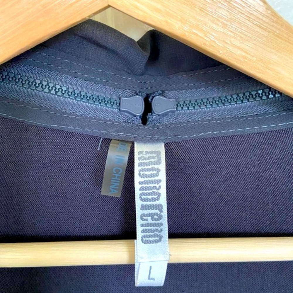 Monoreno Shear Cardigan With Removeable Shear Sca… - image 4